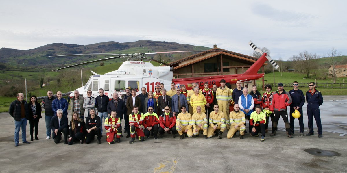 ➡️Helicópteros de @cantabriaes transportarán efectivos del operativo de forestales a zonas de difícil acceso ➡️ Palencia y Urrutia ➡️Vuelos de porteo: una nueva herramienta de lucha contra el fuego y defensa del patrimonio natural @misabelurrutia 👉ow.ly/Qksf50QB6vj