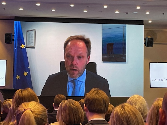 #EU2040 Communication is about 3C’s, continuity, cost efficiency and competitiveness. Kurt Vandenberghe <a href="/EU_Commission/">European Commission</a> addressing the <a href="/K3FIN/">Keskuskauppakamari</a> audience. #ilmasto