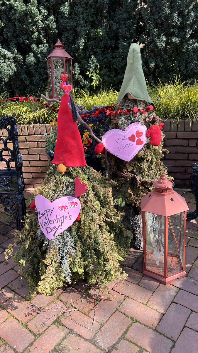 Will you be my gnomie? 💘 LeRoy and friends are ready to be your valentine. Happy Valentine’s Day! ❤️ #ValentinesDay #SmithsonianGardens