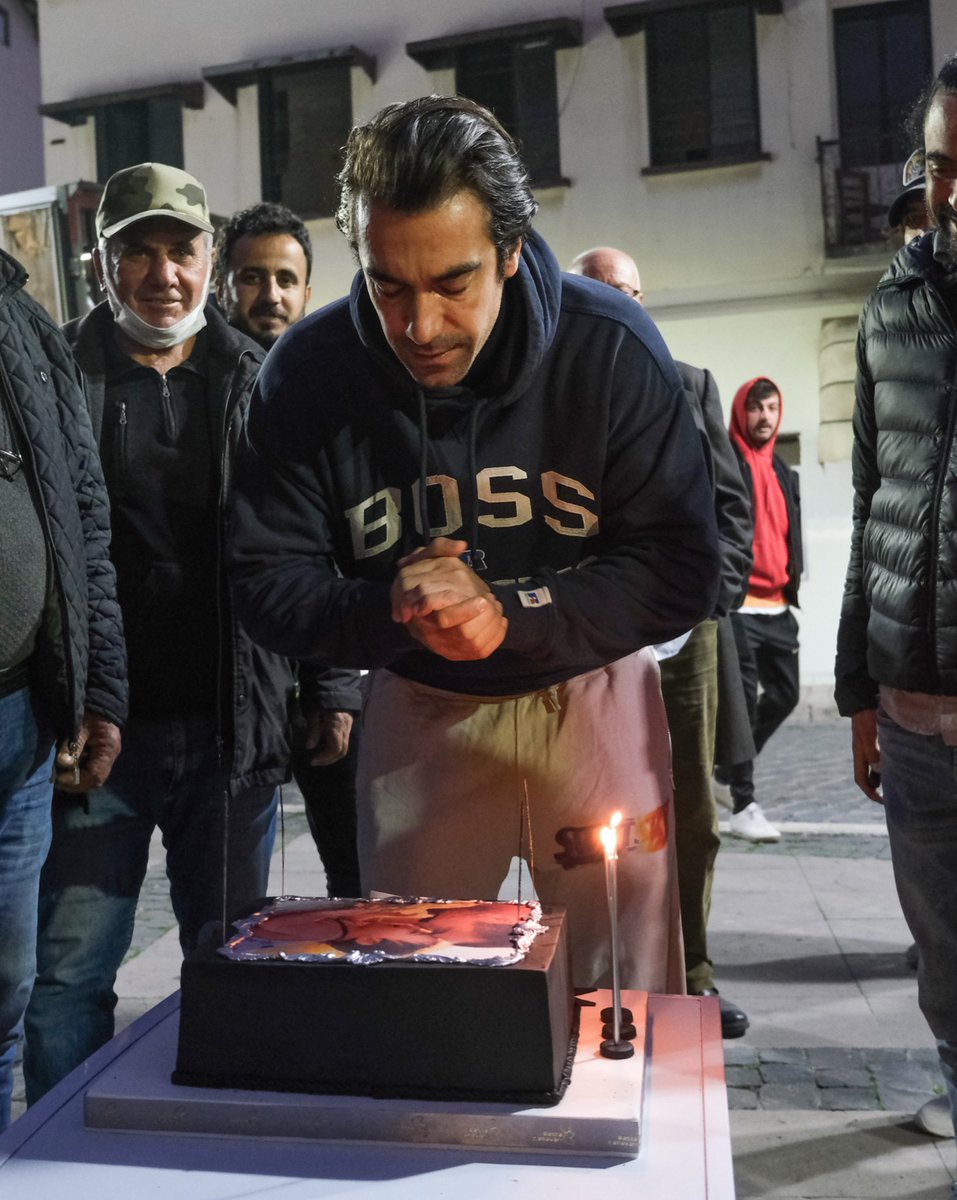 ✨ Hello, we are celebrating the birthday of our beloved İbrahim Çelikkol. As you know, we've organised an event and just an hour and few minutes to go. 🙌

Hope you are all ready to join us. 🙏

Event Tag: NiceYaşlara İbrahimÇelikkol

#İbrahimÇelikkol