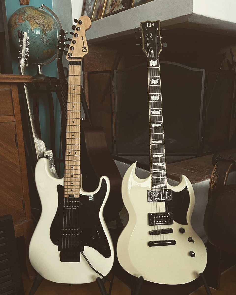 My #valentine dates. #espguitars #ltdviper #ltdguitars #seymourduncan #ghsstrings #guitar #guitarist #guitarplayer #charvelguitars #charveljackson #charvelpromod #charvelsocal #floydrose #superstrat