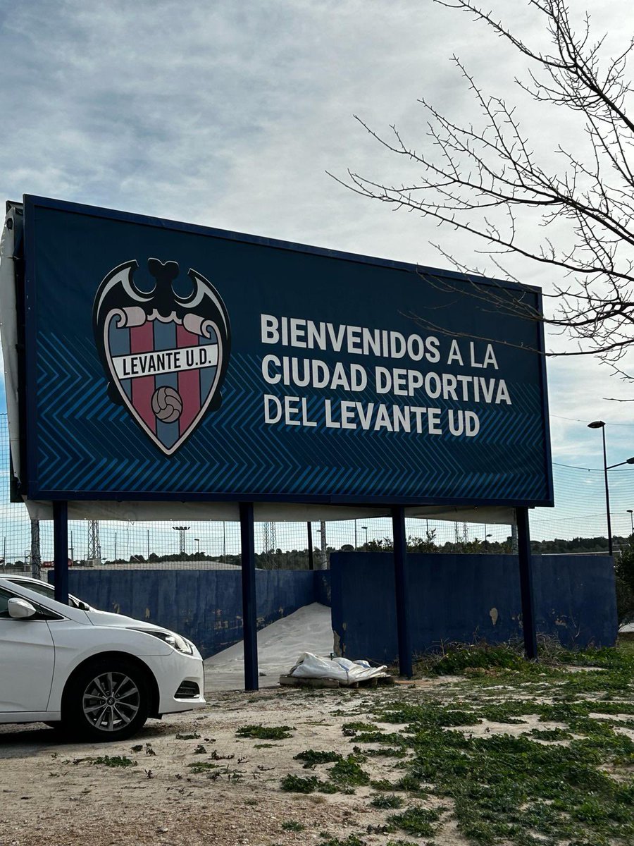 Visita a nuestros compañeros de @levanteud Muchas gracias por trato recibido, ¡Hasta la próxima! @afefutbol @davidaganzo @JaviGo9