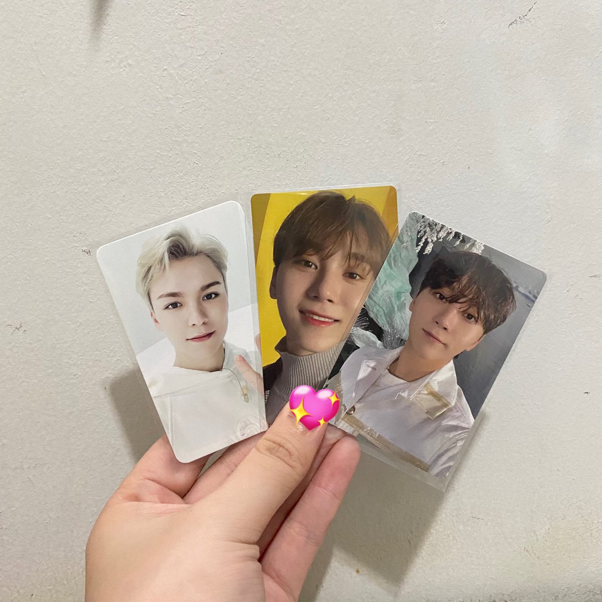 marahu_yeo's tweet photo. ๐ happy mail from @SpringInAugPH
they got home on carat day yey! thank you po for these sulit pcs and the free claim as well ๐ฅน๐ซฐ love the FTB confetti riiin aaaaah!! finally, may maididisplay na rin me ๐
#SIAPH_FEEDBACKS https://t.co/JRg4UYc30B