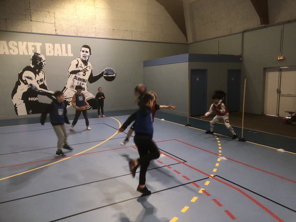 Ecole Angèle Vannier tweet media