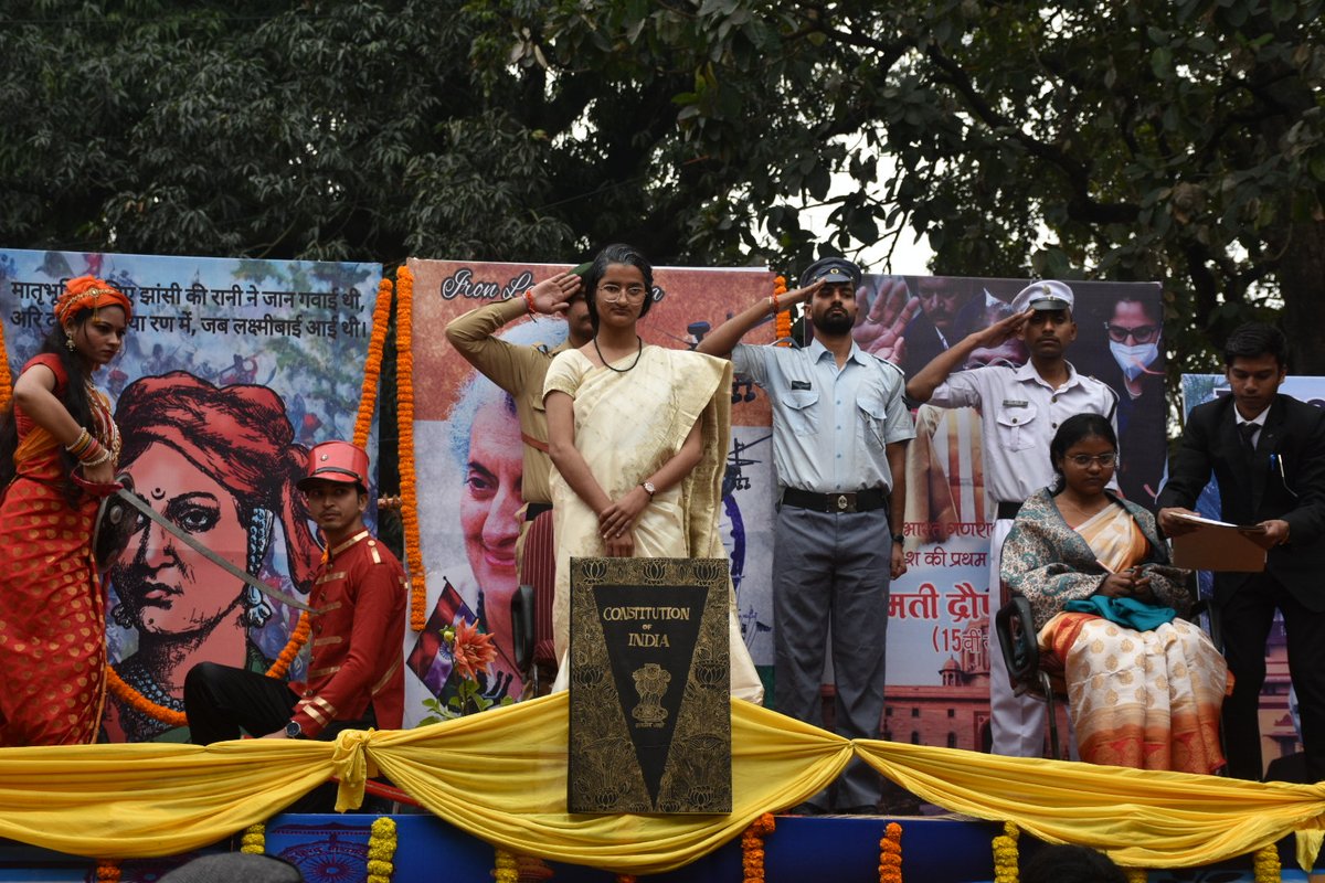 @VCofficeBHU @registrarbhu @ugc_india @dsw_bhu @bhu_updates @EduMinOfIndia In Pictures: 109th Foundation Day celebration. #BHU #BanarasHinduUniversity #Mahamana #MadanMohanMalaviya (6)