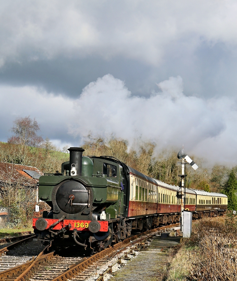 GWR 0-6-0PT No: 1369 is seen approaching Staverton Station on the South Devon Railway working the 13.15 Totnes Riverside to Buckfastleigh ‘Half Term Trains’ service on the 11th February 2024. railwayphotography.co.uk  #railwayphotography