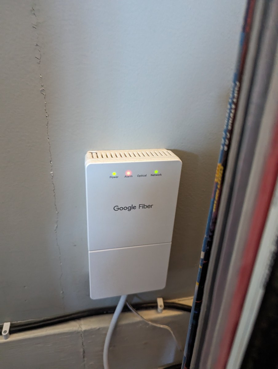 SlindieRock's tweet photo. @googlefiber "Fastish most unreliable provider of internet". best selling point ever. Tell me, what's the value of a Internet provider that works half the time? https://t.co/TTIdocsGvd