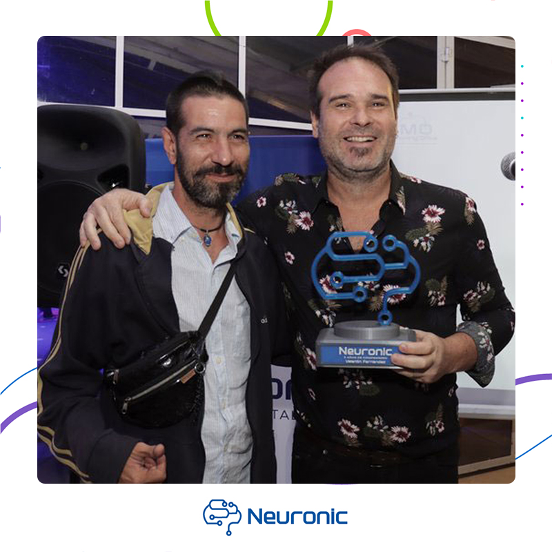 neuronicti's tweet photo. 🎉 Valentín Fernández: 5 años de compromiso

Uno de nuestros Senior Developer GeneXus, quien cumplió 5 años en nuestro equipo. Es la primera persona en lograrlo, demostrando su compromiso, habilidades excepcionales y contribuciones significativas al crecimiento de Neuronic. https://t.co/CCpDBcX9wf
