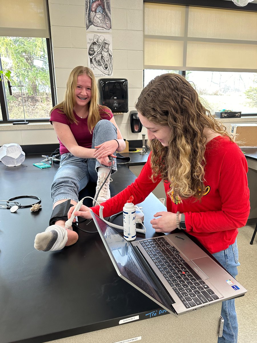 ShorelandLuthHS's tweet photo. We love sharing all the hands on learning that our students do!

Second year PLTW biomedical sciences students spent some time conducting ABI tests (ankle brachial index), which compares the blood pressure in the upper and lower limbs. Keep up the great work! https://t.co/HTcOAjTElA
