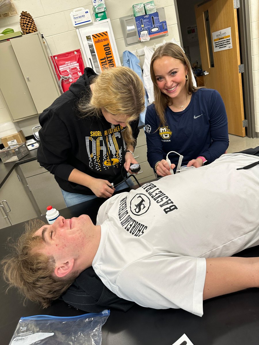 ShorelandLuthHS's tweet photo. We love sharing all the hands on learning that our students do!

Second year PLTW biomedical sciences students spent some time conducting ABI tests (ankle brachial index), which compares the blood pressure in the upper and lower limbs. Keep up the great work! https://t.co/HTcOAjTElA