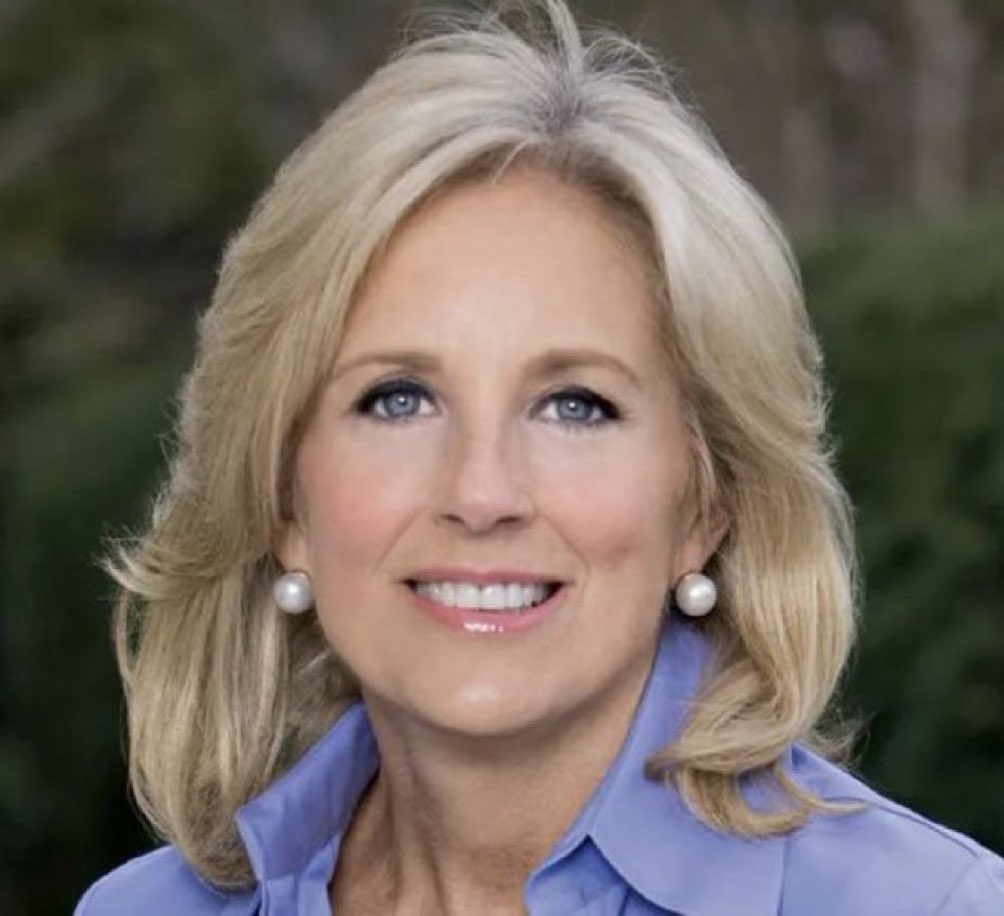 kangaroos991's tweet photo. Drop a 💙 for Dr Jill Biden who’s been a truly amazing First Lady! 🙏💙💙 https://t.co/0s4n3wVaUG