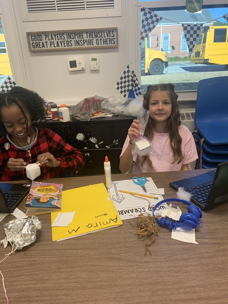 BiancaMcDavid's tweet photo. 4th building  🍫 Touch boxes 
@CumberlandCoAIG 
@StedmanRams 
#AIGallday 
#patrickcatlene https://t.co/aaJHiaUY8m