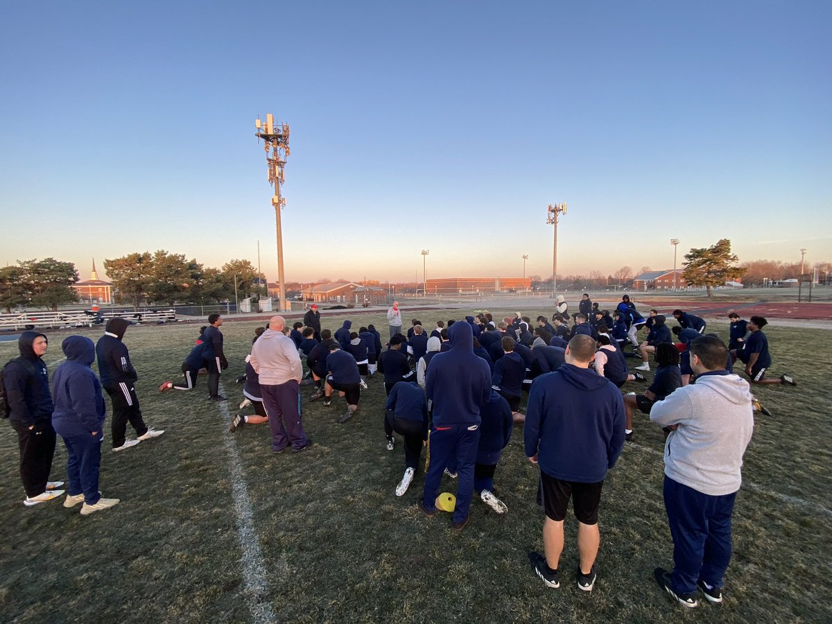 MNUFootball_'s tweet image. Speed school #1. #T3