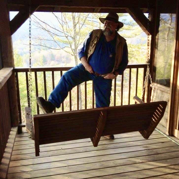 ARealLogCabin's tweet photo. It’s always a great time at the Log Cabin! Tap the link and get your visit planned today. ➡️ https://t.co/f3WhhGYbo2

#vacationrental #vrbo #logcabin #tennessee #sevierville #supportlocal #smokymountains #cabin #vacation https://t.co/7xX3YtB3bU