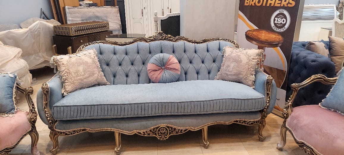 Two_brothers2's tweet photo. New classic salon
صالون نيوكلاسيك راقى
#two_brothers_furniture
#furnituremanufacturer #furniture
#furnituredesign #furnituredesigner
#interiordesign #interiors #luxuryfurniture
#newclassicfurniture #sofaset #sofa #armchairs
#handmade #handcrafted #صالون #صالونات #صالون_نيوكلاسيك https://t.co/xWKHLRJhiB