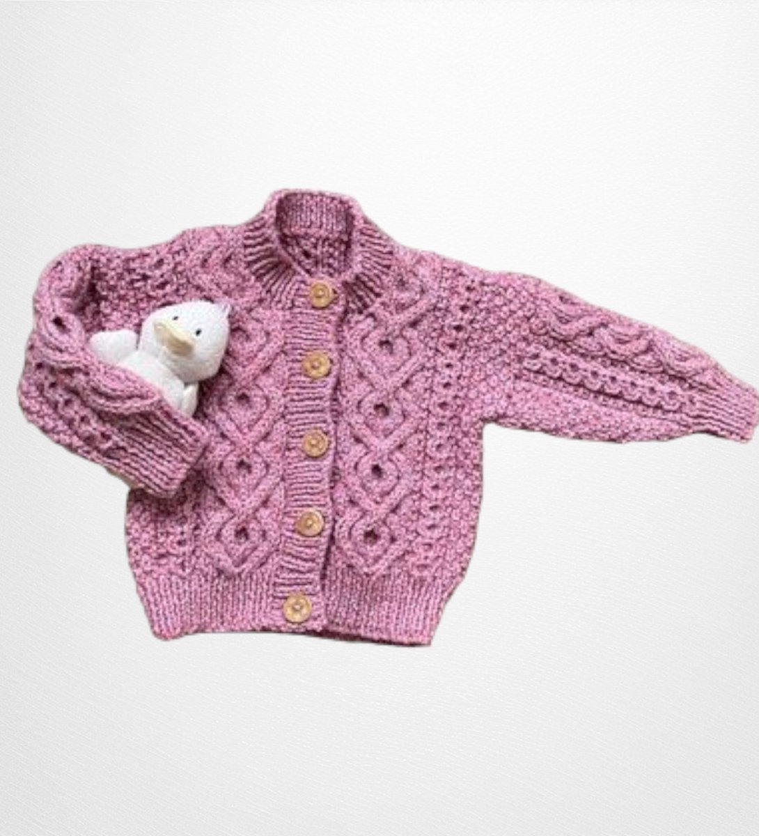 ScotKnitter's tweet photo. https://t.co/zbIQOC3KNw
Girls hand knitted cable pattern, vintage style cardigan in a wool blend yarn. Knitted to fit chest size 20" (51cms)
#MHHSBD #firsttmaster #CraftBizParty #uksopro
#UKHashtags #etsyhandmade #atsocialmedia #UKMakers #madeinscotland #shopindie https://t.co/p6sIg4nUbn