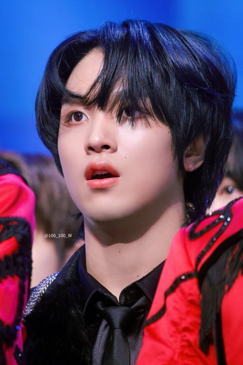 231231 가요대제전 #해찬 #HAECHAN #ヘチャン

제 입술이 뚱쭝하다구요...?😯