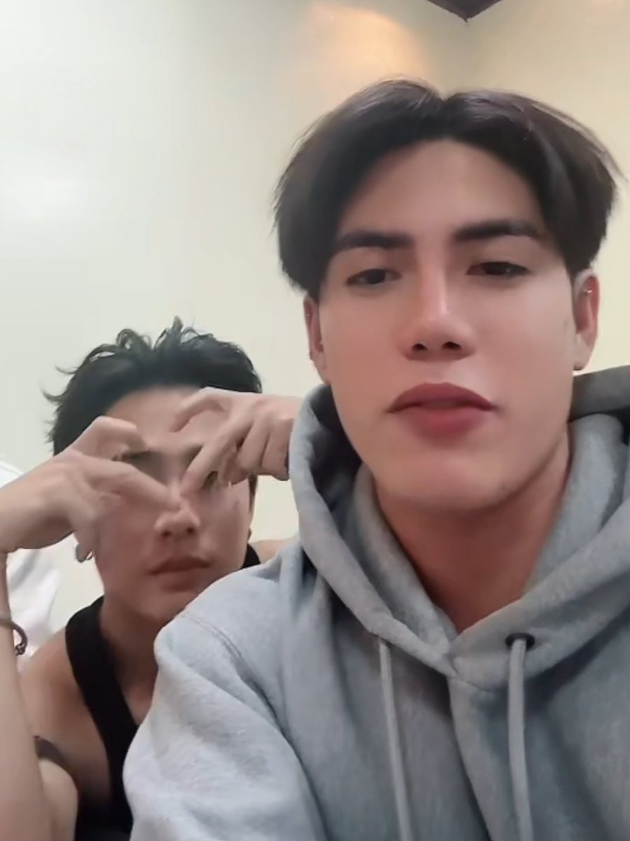 ً (@justjoshtell) on Twitter photo 