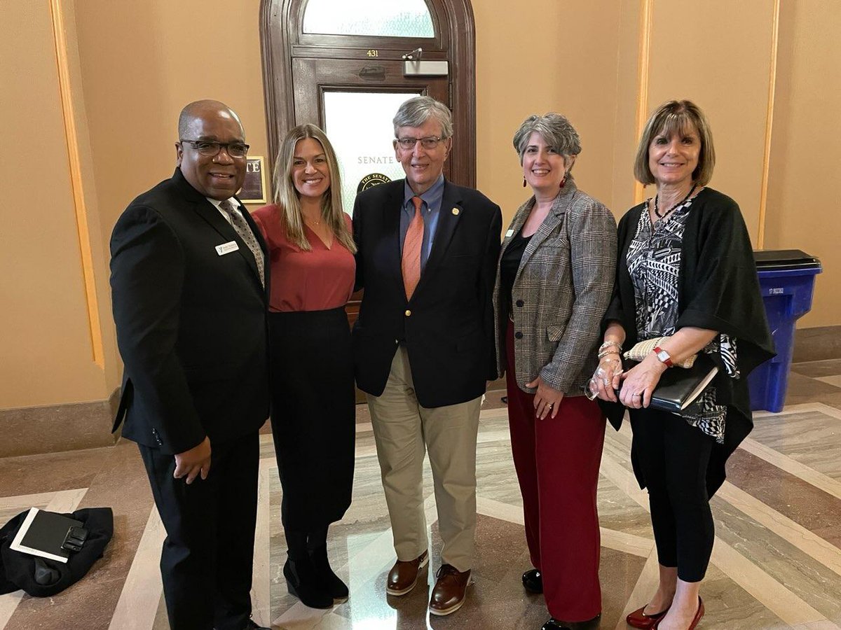Capital Dist. YMCA (@cd_ymca) on Twitter photo Thank you <a href="/SenatorBreslin/">Neil D. Breslin</a> for meeting with us during YMCA Advocacy Day! We appreciate your continued support. Thank you <a href="/SenatorBreslin/">Neil D. Breslin</a> for meeting with us during YMCA Advocacy Day! We appreciate your continued support.