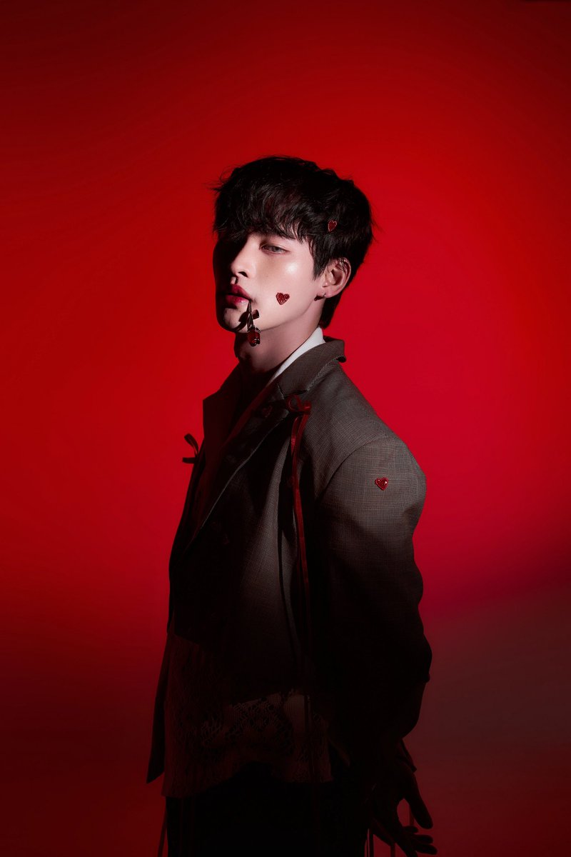 numberx9th's tweet photo. Happy Valentine’s day ,, 🌹♥️

#number_9th 
#งุ้งงิ้งๆของนพเก้า https://t.co/uccjS8az0k