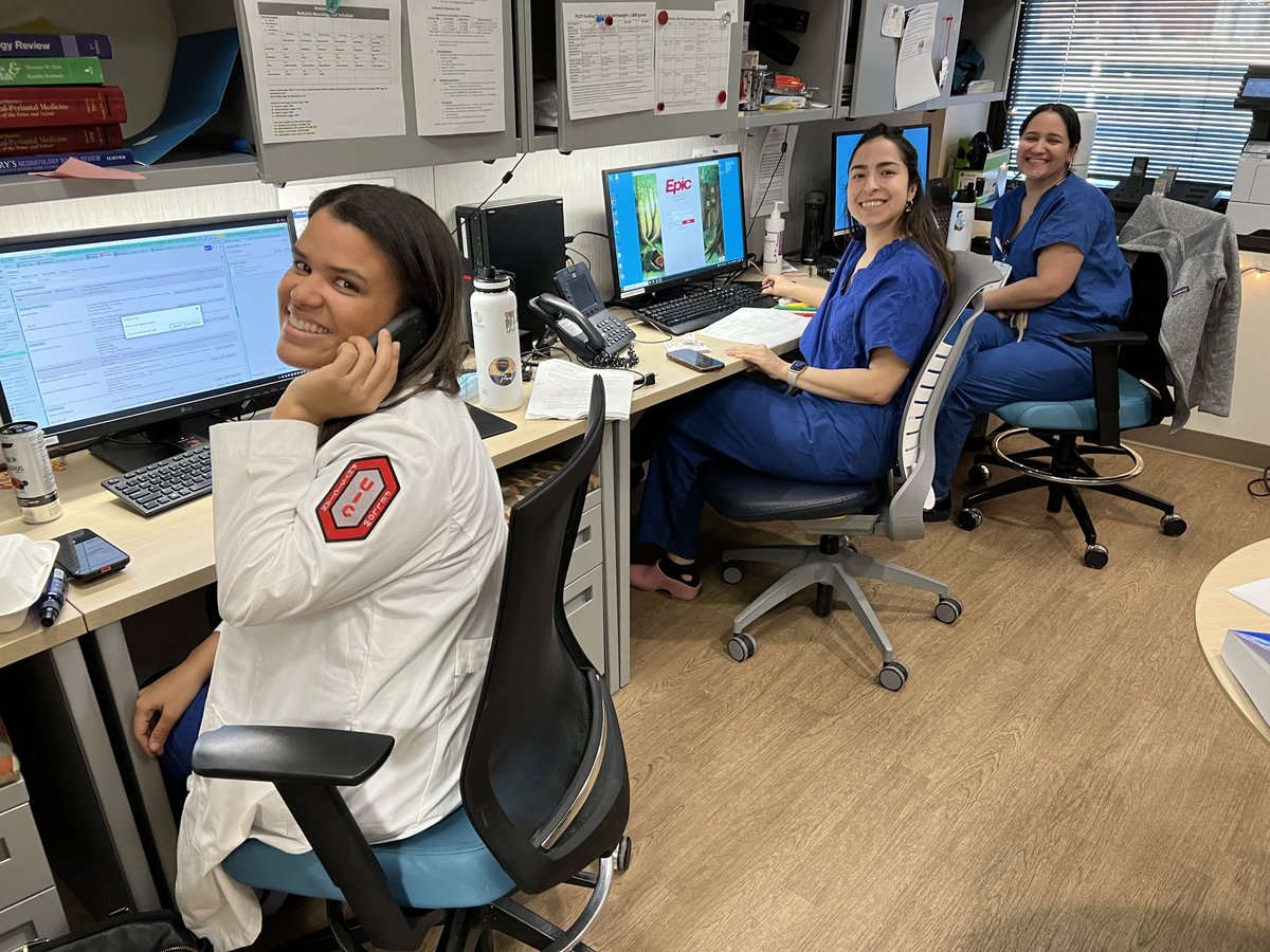 Ready for sign out! Our service fellows are getting ready for bedside sign out to the night call fellow. We have two teams during the day and one fellow on at night with an in-house attending.