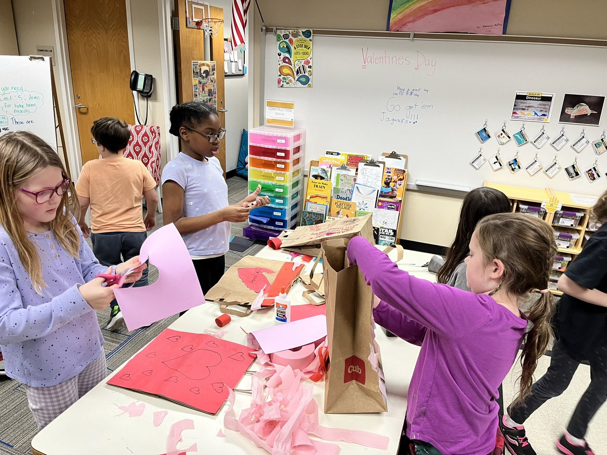 Mrs. Alex Bauer tweet media