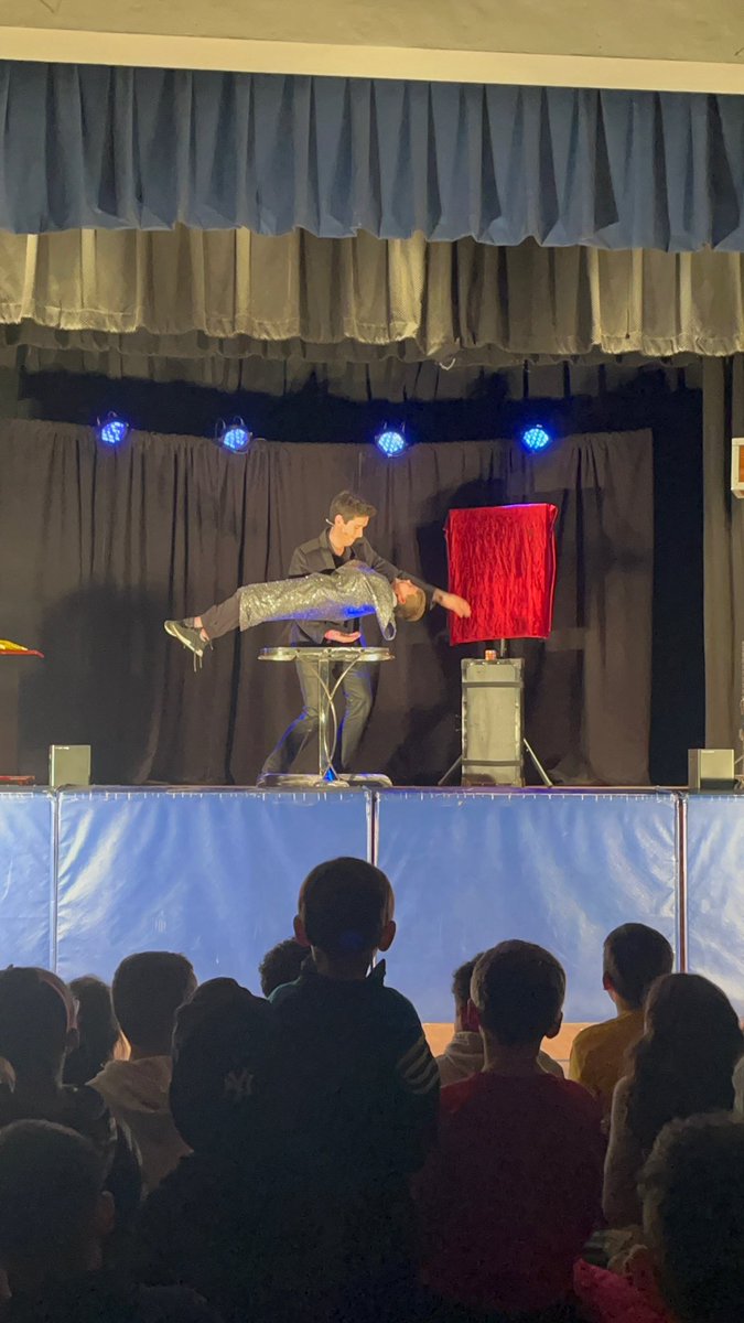Paramus_Schools's tweet photo. It was a magic-filled night @MemorialParamus on Feb. 8 when students enjoyed magician & illusionist, Eric Wilzig, from America’s Got Talent! Students & parents were wowed at this PTA fundraiser🪄
#paramuspride #memorialschoolparamus #ericwilzig #magicshow #memorialschoolpta https://t.co/XZYPIjrwgq