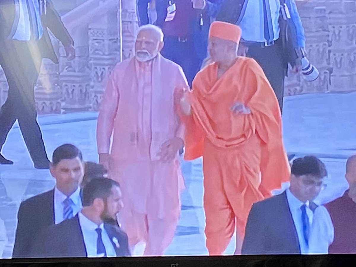 polymerplast's tweet photo. Hindu Temple  Built in UAE is Great Event of India in 21st century opening by Narendra Modiji🙏 https://t.co/Wv37SE5MsQ