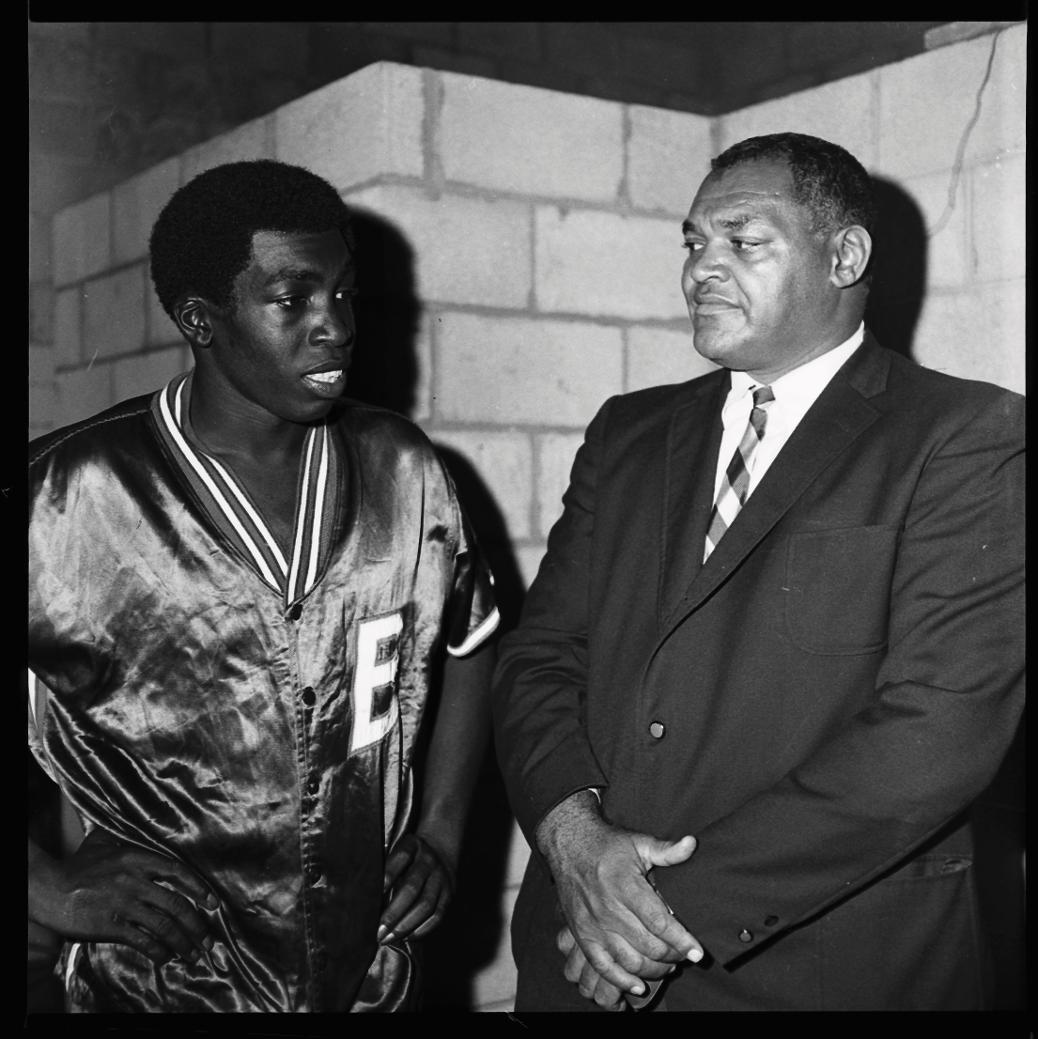 paulieknep's tweet photo. Earl Monroe and his coach at Winston-Salem State, Clarence "Big House" Gaines. https://t.co/233MM1R7Ab