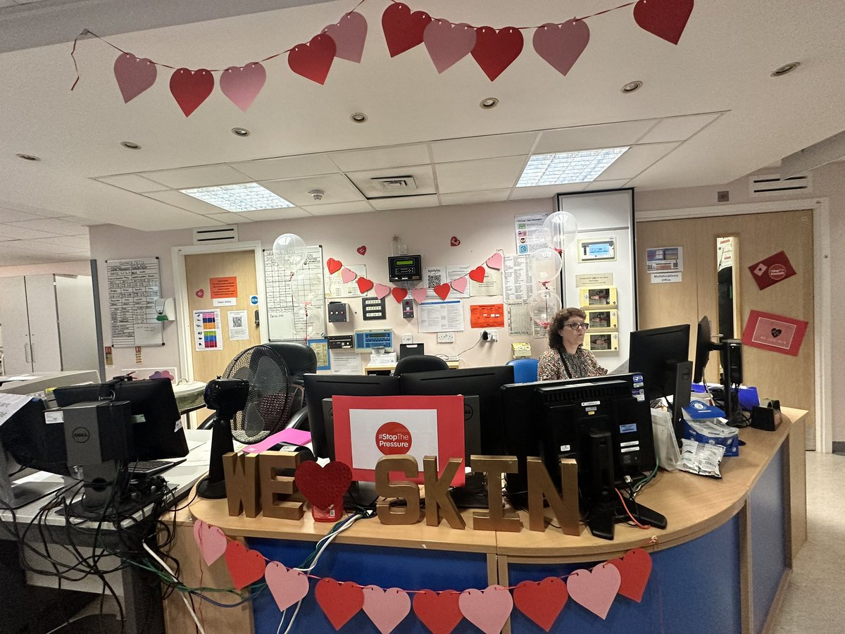 KathleenRona's tweet photo. Happy Valentines Day โฅ๏ธ๐ but our team at work is #loveyourskin day for our patients. #stopthepressure #valentinesday #barnethospital https://t.co/6nsjdBF8YR