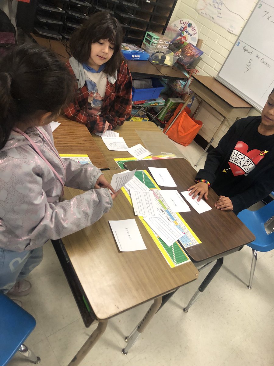 Julie_Davis3's tweet photo. We are working together to match word problems, equations, and strip diagrams! https://t.co/wo0BekKStY
