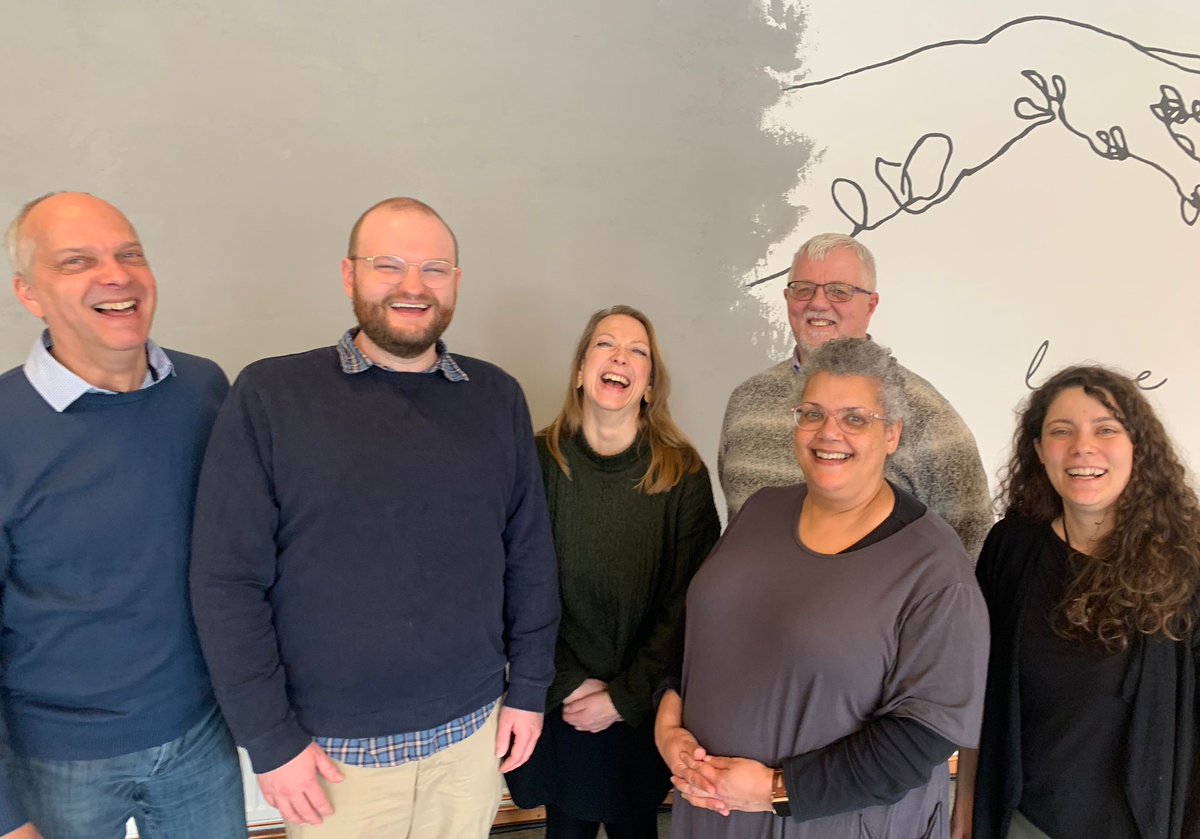 2016 hat die #EBF die „Arbeitsgruppe für #Geflüchtete“ gegründet, aus der später die  Kommission für #Migration wurde. Von Anfang an hat Thomas Klammt (l. ) mitgearbeitet. Jetzt ist er ausgeschieden. „Wir sind  Thomas dankbar für seine Weisheit, Führung und Beiträge“, so die EBF.