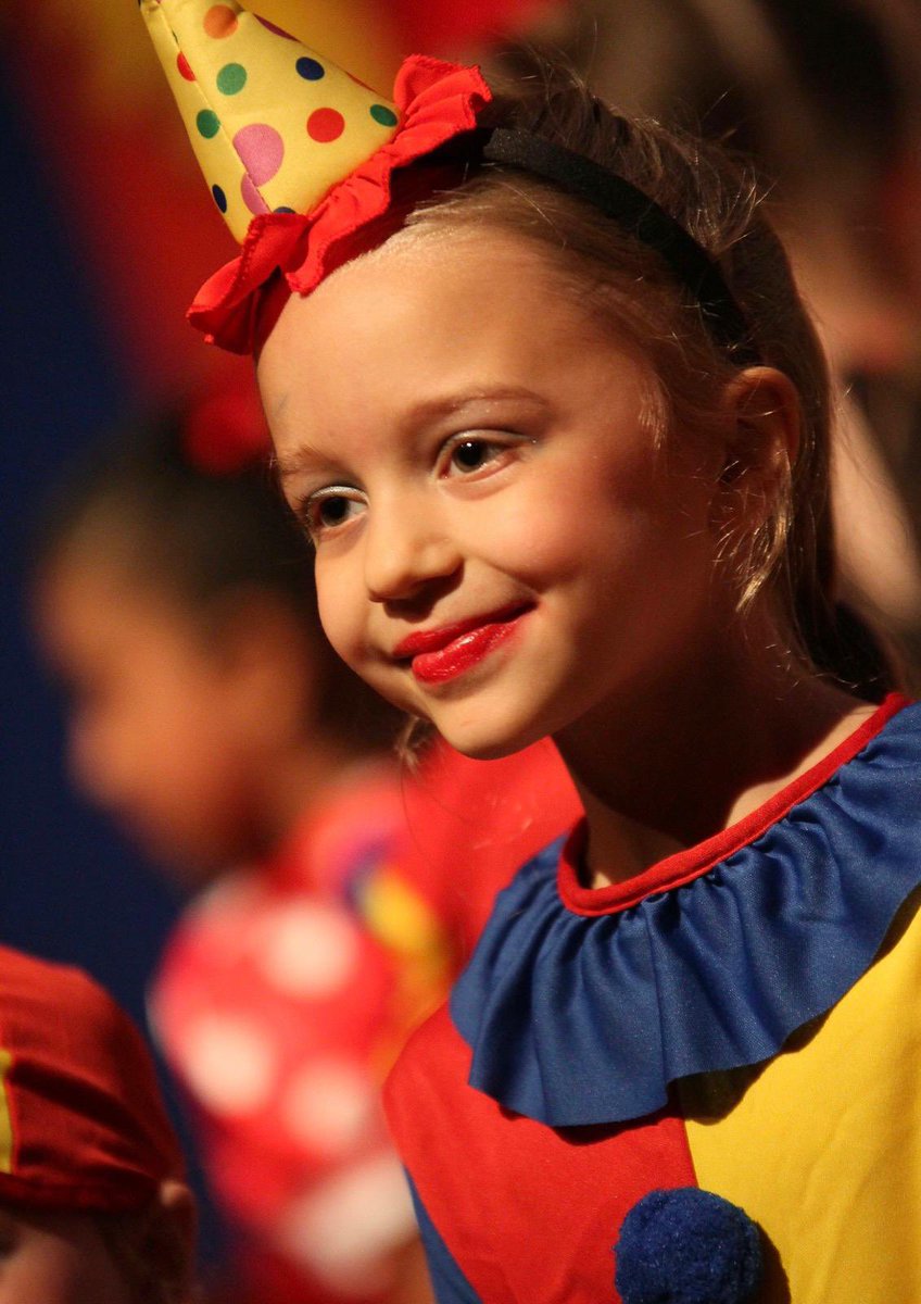 1ActingUp's tweet photo. 🌟🌟ACT SING &amp; DANCE! 🌟🌟 

Do you have a performer with a BIG imagination?
Does your child LOVE to act, sing and dance?
Why not join us for a FREE trial session this next half term. Book your child’s place via our website or email: info@acting-up.co.uk https://t.co/onTEraadte
