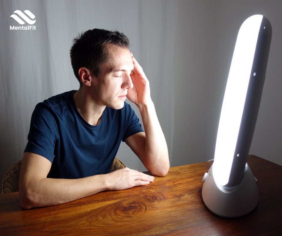 Phototherapy is exposure to bright light that mimics natural sunlight & can be an effective treatment for SAD. 

Light boxes are specially designed to emit this type of light - use a light box that meets specific criteria. Exposure times may vary.

#mentalfit #sad #lighttherapy