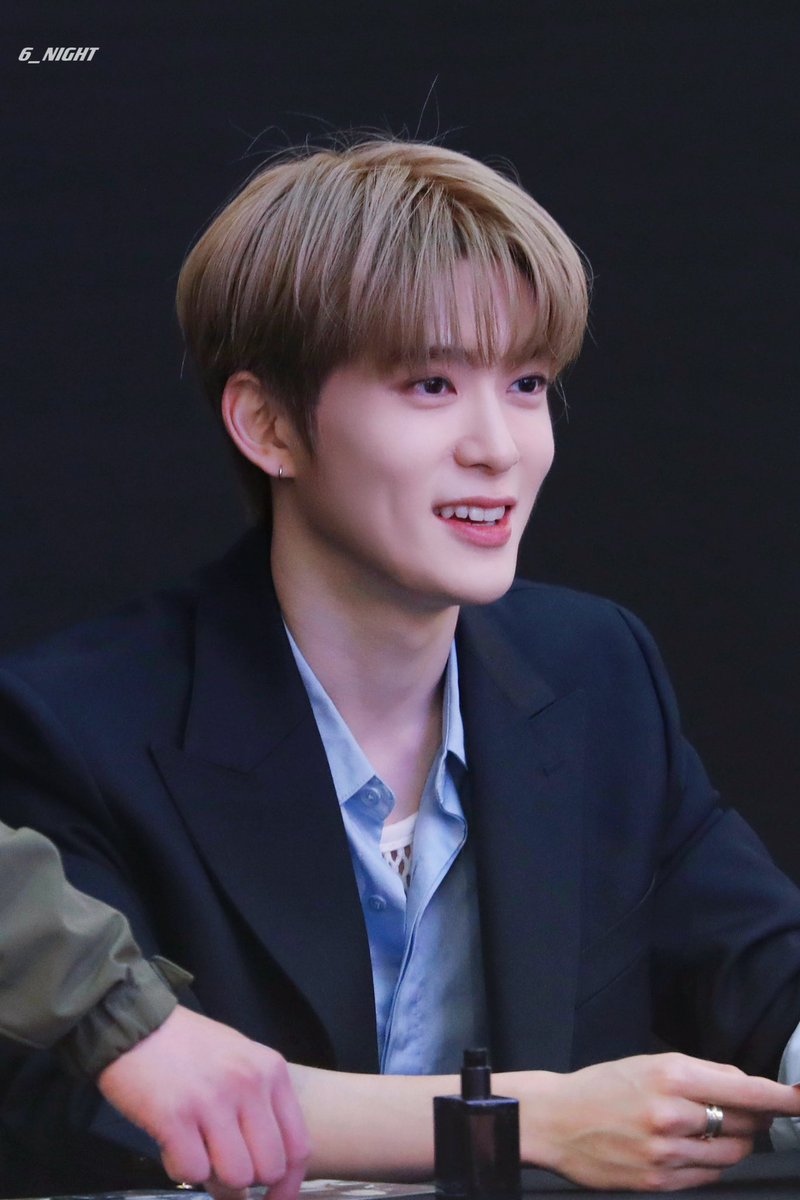 6_night's tweet photo. #정재현 #재현 
#나의_자부심_재현_생일축하해 #27thValentineWithJaehyun 
#윤오 #JAEHYUN #ジェヒョン
#NCT #NCT127 #DOJAEJUNG https://t.co/gcSxFDsgoO