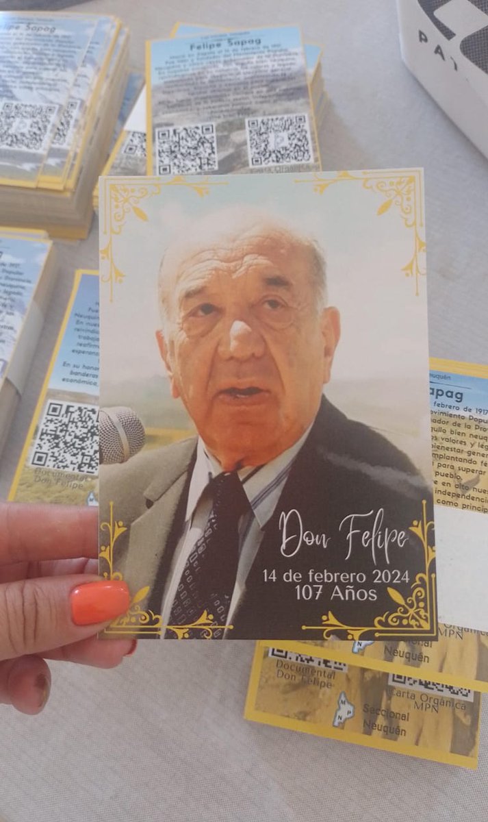 GloSifuentes's tweet photo. Don Felipe Sapag, fundador de nuestro querido MPN. En su cumpleaños lo recordamos y está presente siempre en cada rinconcito de nuestra provincia. Humilde, sencillo, carismático, podía hacerse eco del dolor de las personas. Líder natural,que nos representó como Gobernador.GRACIAS https://t.co/ZE7FDveFqJ