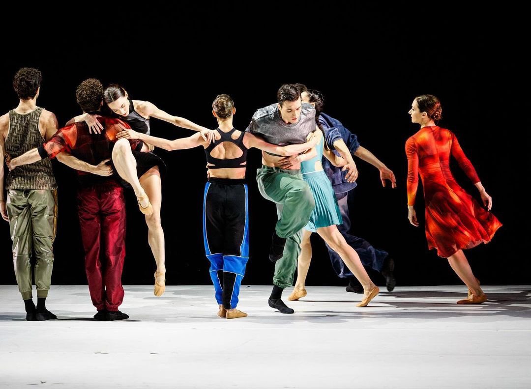 5 unforgettable weeks of teaching company class @opera_roma every day and staging «On The Other Side » by B. Millepied with A. Carr. 
With some Maori healing on the side…✨ and some new italian words in my vocabulary!
.
.
.
.
#rome #stager #balletmaster #festivalequilibrio