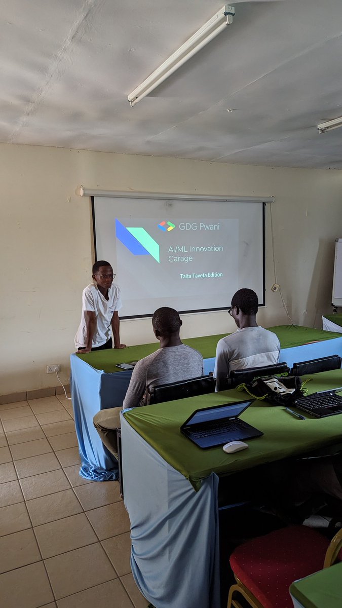 DscTtu's tweet image. Let&apos;s do a Recap for the AI /ML  Innovation Garage
- We started with introductions, an ice breaker and @GDG_Pwani team shared the AI/ML event Agenda.