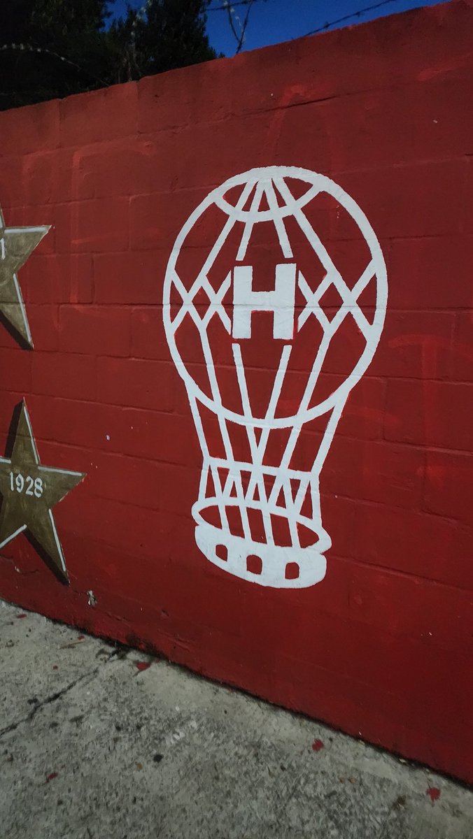 Más malas que buenas, pero siempre a tu lado ❤️🎈Feliz día de los enamorados #Huracan