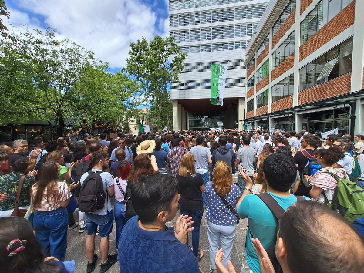 No al vaciamiento del sistema científico. La verdadera libertad es con ciencia soberana <a href="/INEDES1/">INEDES</a>