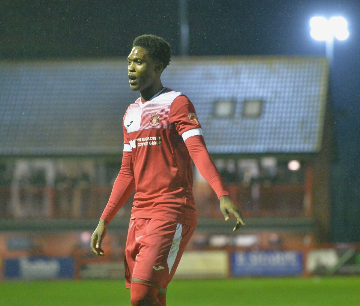 Win under the lights ❤️ <a href="/needhammktfc/">Needham Market FC</a> #NeedhamMarketFC <a href="/pitchside_bp/">Ben</a>