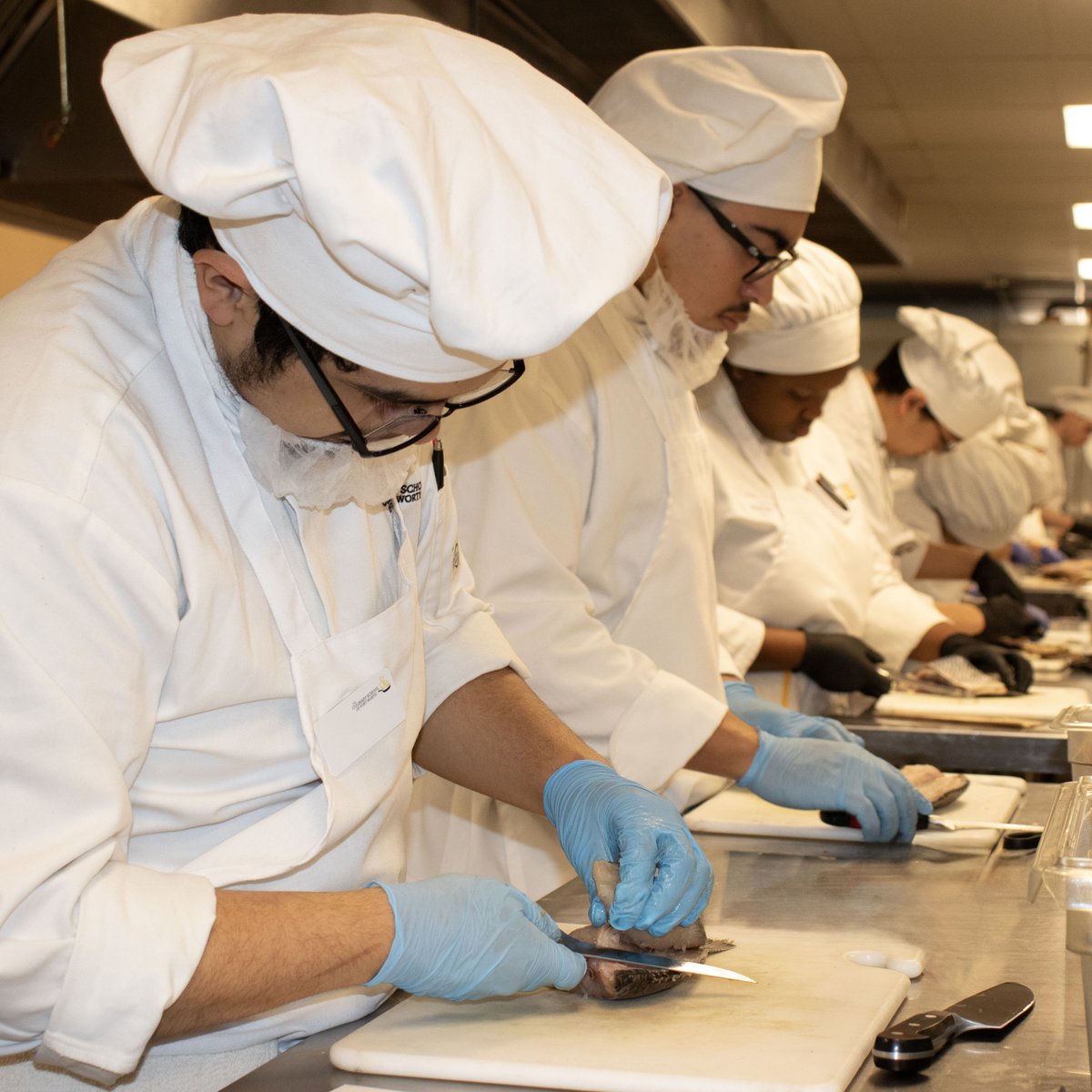 Fish fabrication is a prime example of how hands-on our classes are. Did you know that more than 75% of our Professional Culinary Program is hands-on learning? Learn more about it here csftw.edu/professional-c…