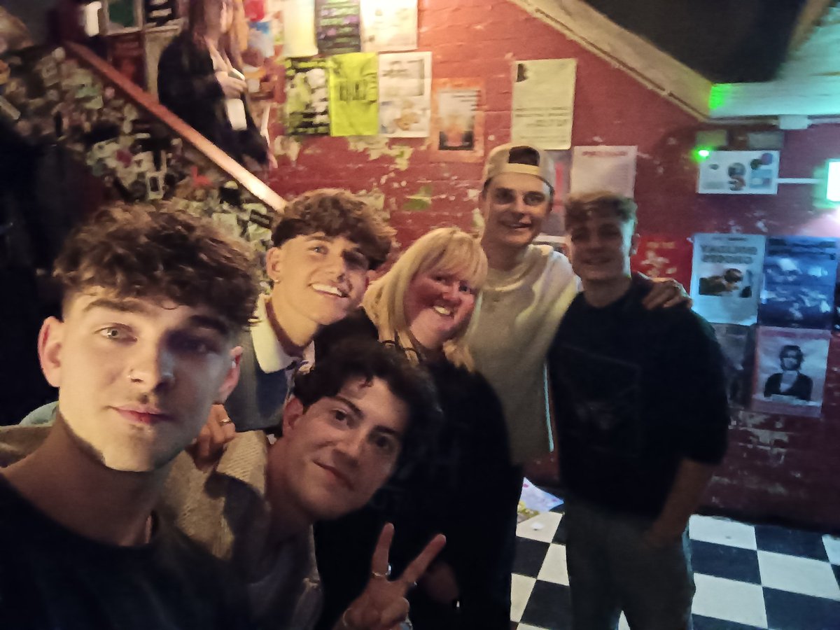 Finally met my faves yesterday <a href="/hereatlastband/">Here At Last</a>