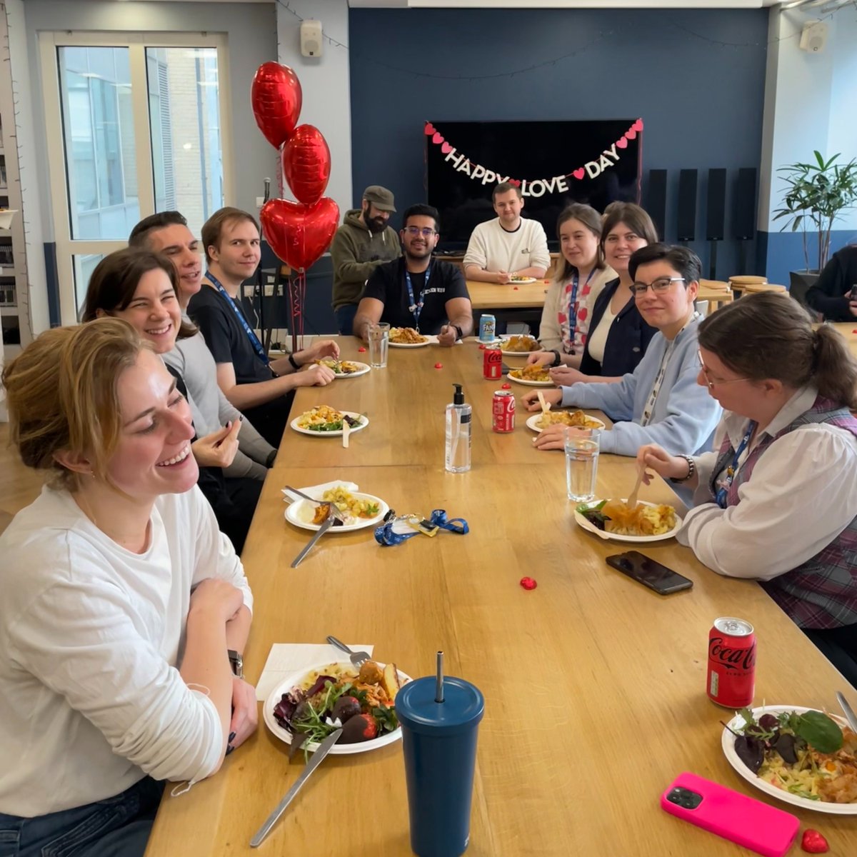 LondonStudioHQ's tweet photo. Roses are red,
Violets are blue,
We had a Valentine's lunch, 
Happy LOVE day to you! 🌹❤