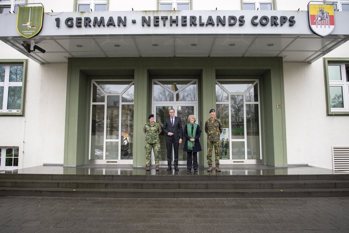 Many thanks to Dr. Eduard Hüffer, Honorary Consul of The Netherlands in #Münster, for graciously providing us with the opportunity to host Hannah Andrea Tijmes, the Consul General of the Netherlands. It was an honour and a pleasure. #WeAreNATO #TogetherStrong