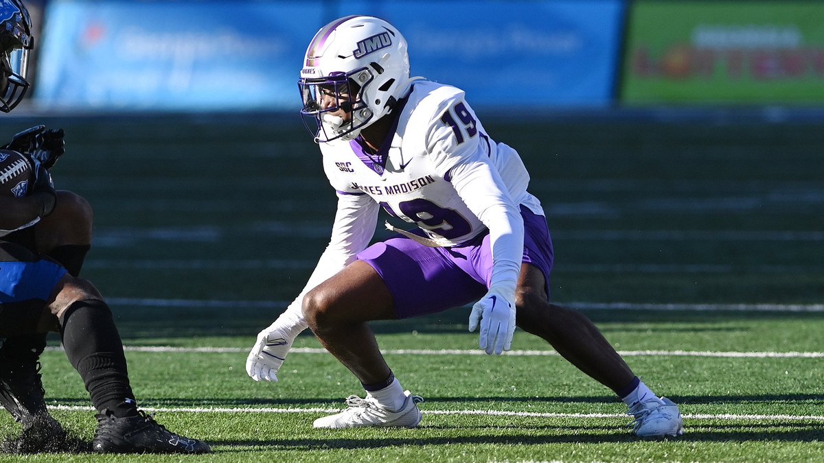 ● 2023 Freshman Spotlight ● CB D'Angelo Ponds - JMU • PondIsland? Sounds good to me and the play justifies it. Last season as a Freshman Ponds had 51 Tackles, 2 Tackles for Loss, 2 INTs, 13 Pass Breakups and 2 Fumble Recoveries.