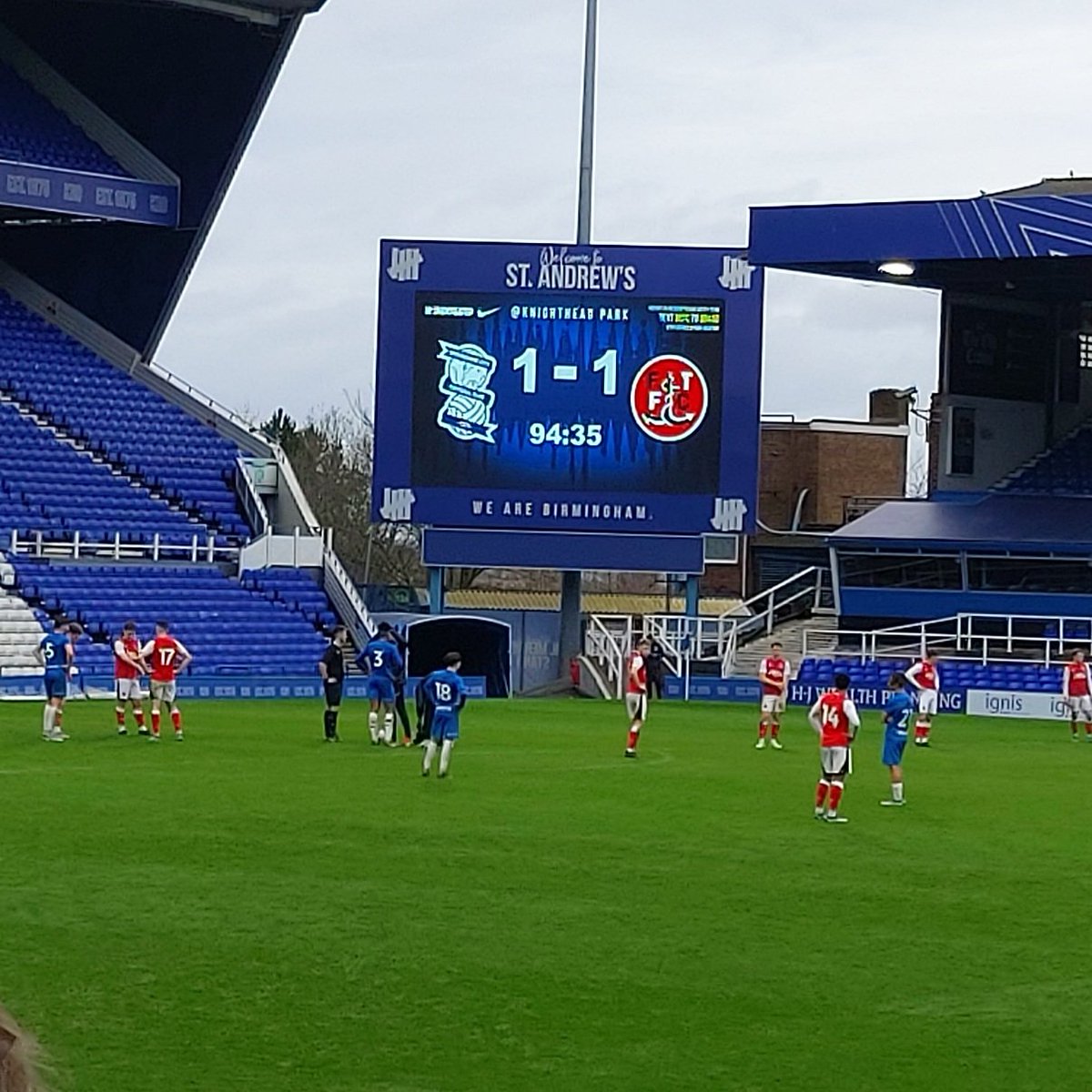 Close call at the end with Fleetwood having a shot hit the post and then saved by Sayer.

Hard fought game ending in a draw which is fair since Blues were at 10 men!

#BCFCu21s #BCFC #KRO