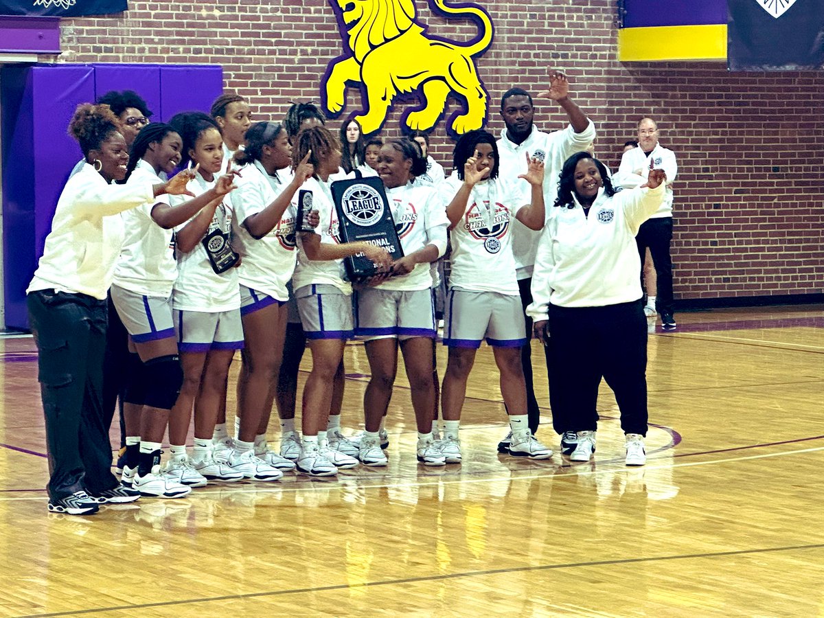 CoachByrd187's tweet photo. Congratulations🎉🎊 to @CoachLatrese and @girls_legacy on winning the First “League” National Championship. @LegacyLionsAth #SizeEmUp #RINGSZN https://t.co/SE3usEEiYS