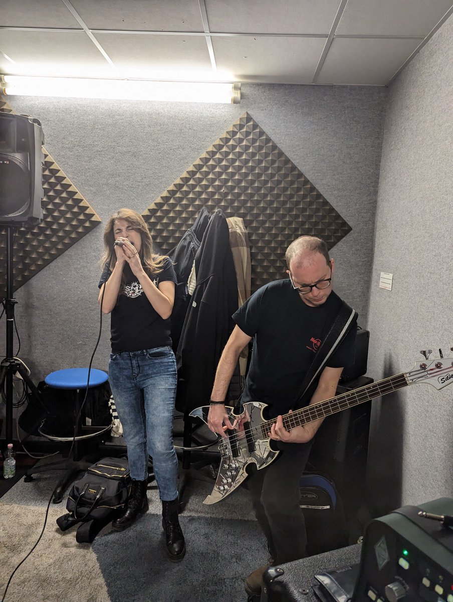 🤘 Hey metalheads! Hope your weekend rocked! Ours was a blast - we hit the studio hard, blasting out heavy tunes from our upcoming album! 🎸🔥 Every riff and drumbeat packed with pure power and intensity! 💥 Stay tuned for behind-the-scenes fun! 🎶🤘 #Xeneris #powermetal