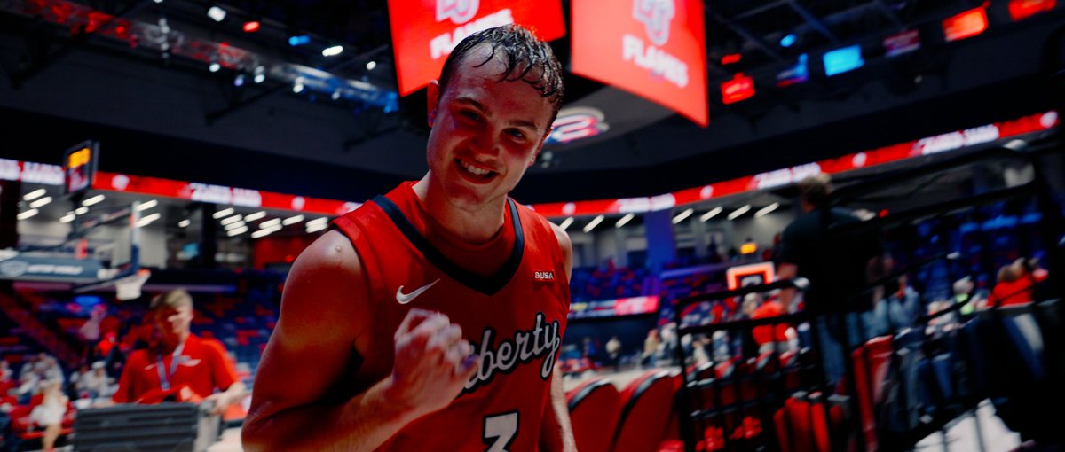 joebledsoee's tweet photo. favorite frames from the recap video + the timeline 🔥

probably my favorite game i’ve ever shot in Liberty Arena. sad that i only have three more home games left but excited to see what’s in store for the rest of the year! https://t.co/FiZeXK96oC